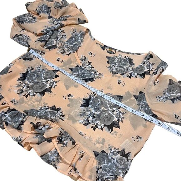 Ali & Kris bell sleeve cropped top sheer floral size medium - Picture 14 of 14